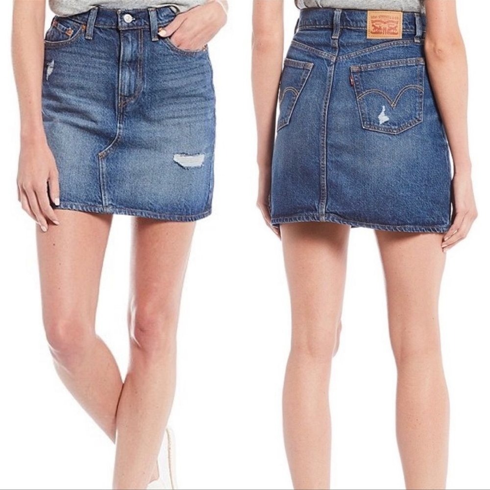 NWT LEVI'S High-Rise Deconstructed Denim Mini Skirt. Size 6 / 28